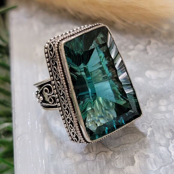 Green Stone Statement Ring, Sterling Silver Ring, 1.24 Inch Stone, Size 8.5 - Picture 5 of 12